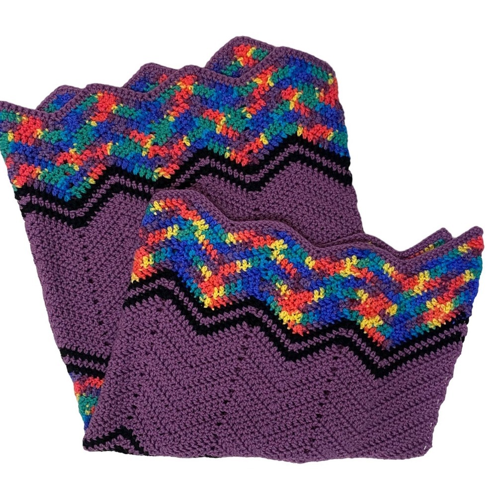 Vtg Chevron Afghan Knit Blanket Purple multicolor - Preowned